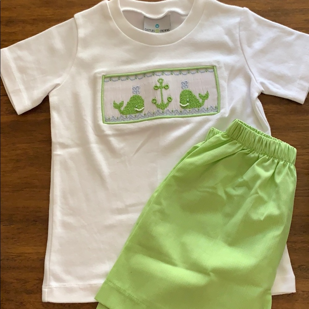 Size 2t shirt and shorts smocked set